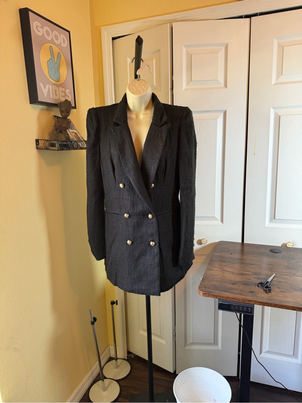 Bloomingdale's Area Stars Black Tweed Double-Breasted Blazer with Gold Buttons - Picture 2 of 12